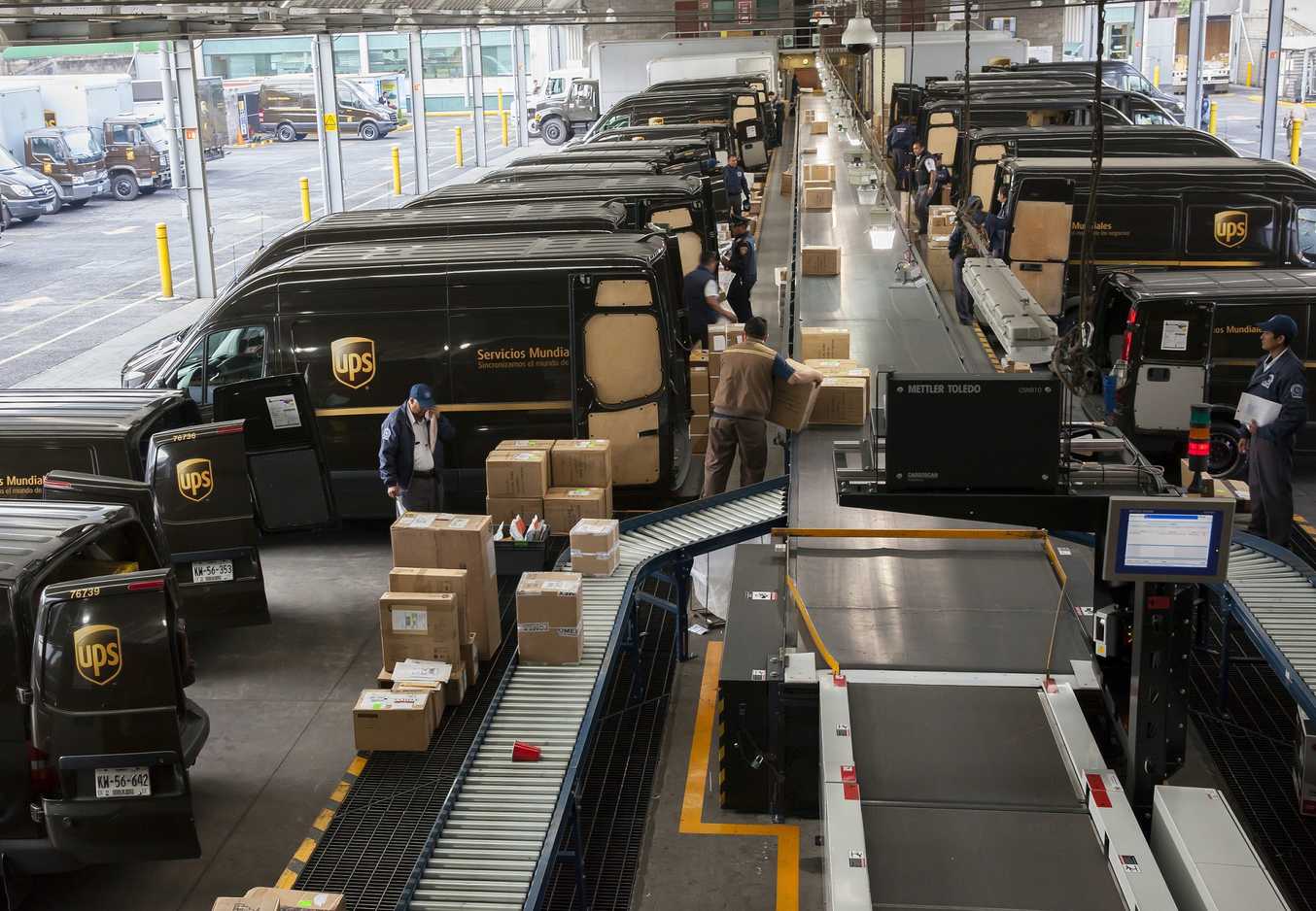 La logística inversa, herramienta competitiva en el siglo XXI.